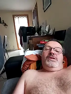 mike9473 online show from December 2025 09:30:02 AM