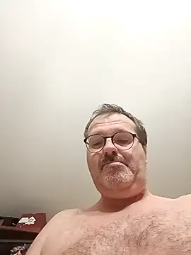 mike9473 online show from December 2025 06:05:01 AM