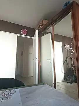 mike9473 online show from November 2025 08:51:02 AM