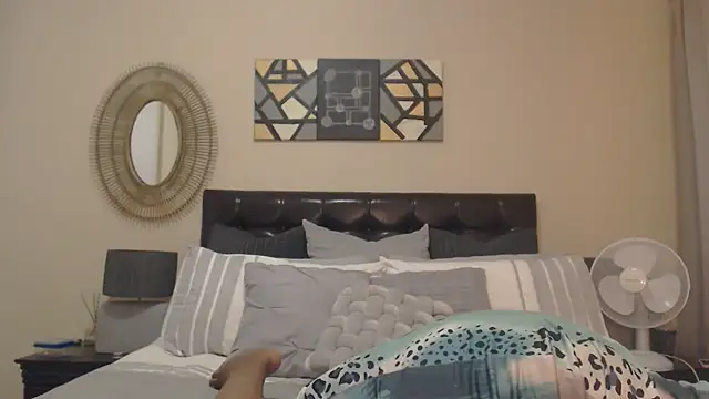 Snapshot of Creamyass22 chatting on February 2025 04:03:01 PM Creamyass22 online show from February 2025 04:03:01 PM