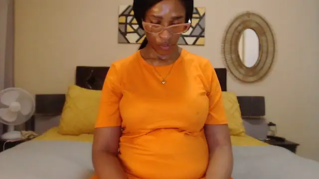 Creamyass22 online show from November 2025 04:29:02 PM