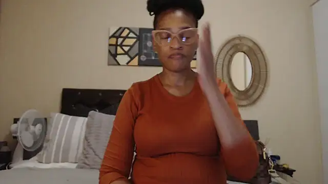 Creamyass22 online show from February 2026 04:40:01 PM