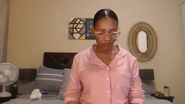 Creamyass22 online show from December 2025 05:36:01 PM