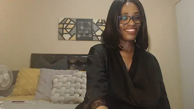 Creamyass22 online show from April 2026 06:15:01 PM