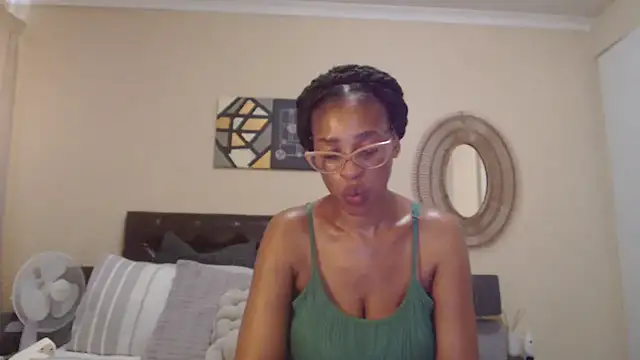 Creamyass22 online show from February 2026 04:04:02 PM