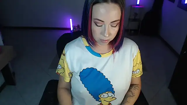 charlottezoe15 online show from April 2026 10:40:01 AM