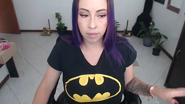 charlottezoe15 online show from May 2026 07:23:02 PM