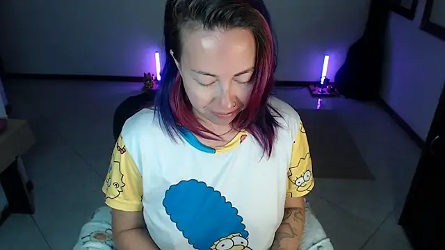 charlottezoe15 online show from April 2026 09:28:02 AM