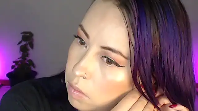 charlottezoe15 online show from May 2026 09:51:02 AM