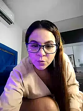 Snapshot of Susaan_Miilf chatting on June 2026 06:57:02 PM Susaan Miilf online show from June 2026 06:57:02 PM