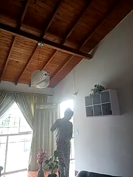 LunaZambrano online show from March 2026 04:07:02 PM