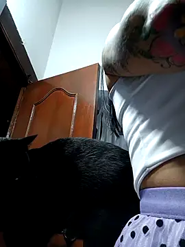 LunaZambrano online show from November 2025 02:32:02 AM