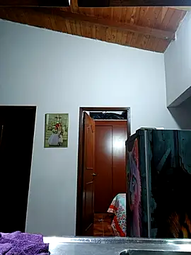 LunaZambrano online show from November 2025 03:28:02 AM