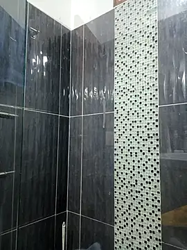 LunaZambrano online show from March 2026 02:43:01 PM