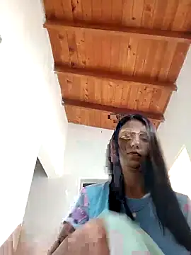 LunaZambrano online show from February 2026 12:56:01 PM