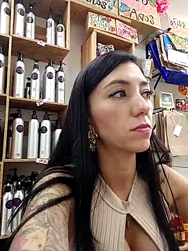 LunaZambrano online show from March 2025 07:31:02 PM