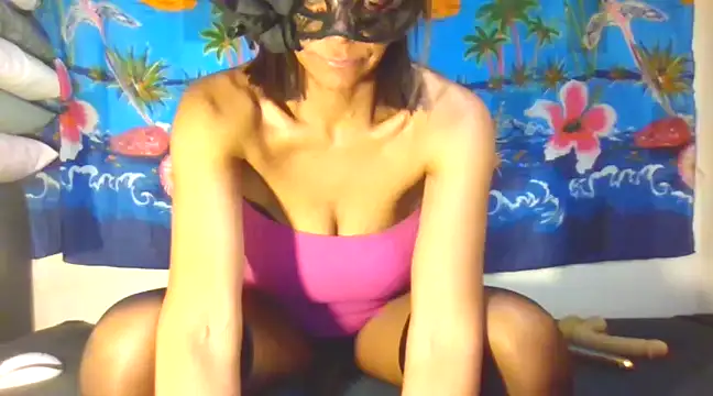 Snapshot of laetitiafun chatting on March 2025 08:42:02 PM laetitiafun online show from March 2025 08:42:02 PM