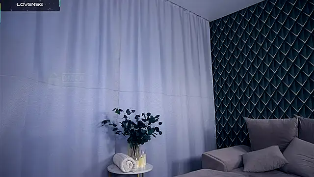 AmmyScotch online show from September 2025 04:19:01 AM