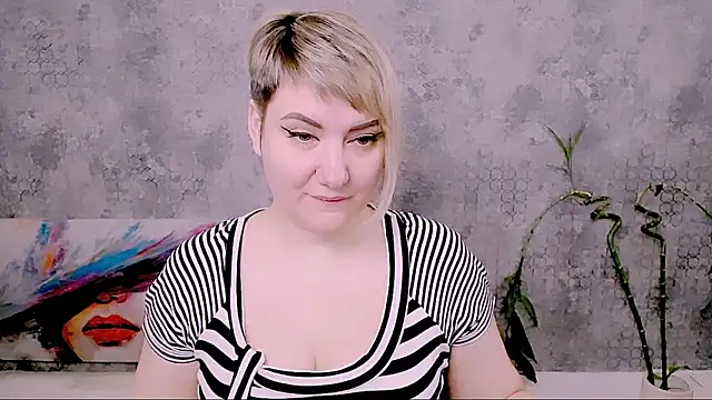 Djullia online show from March 2026 06:04:01 AM