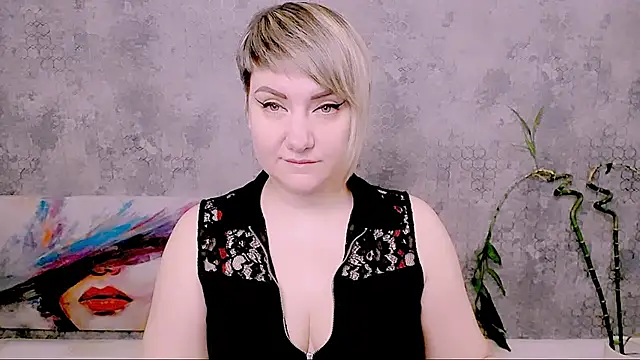 Djullia online show from February 2026 06:11:01 AM