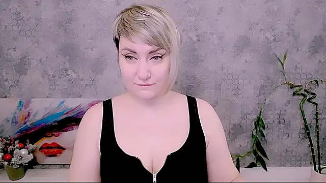 Djullia online show from December 2025 10:32:02 AM