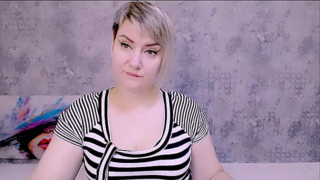Djullia online show from September 2025 05:12:01 AM