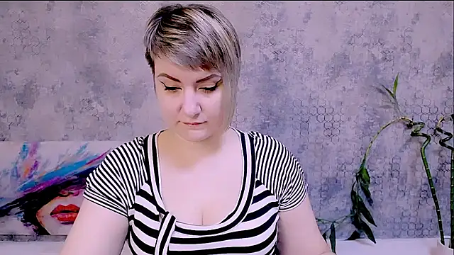 Djullia online show from November 2025 06:07:01 AM