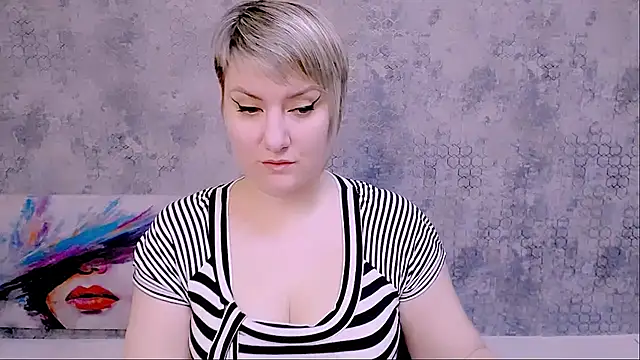 Djullia online show from February 2025 06:10:02 AM