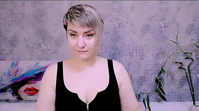 Djullia online show from November 2025 07:13:01 AM