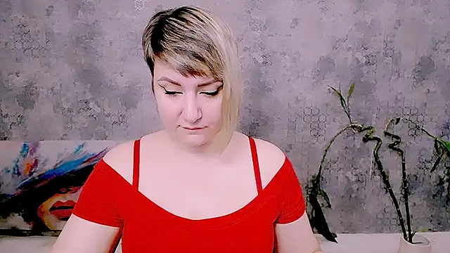 Djullia online show from May 2026 05:18:02 AM