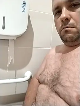 manubm03 online show from October 2025 11:30:01 AM