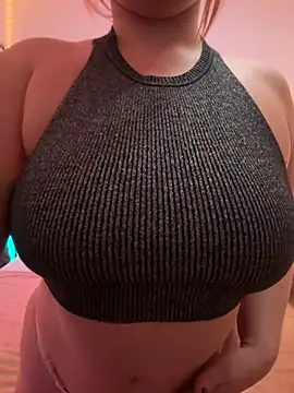 Snapshot of AnjaAmelia chatting on September 2025 07:02:01 PM AnjaAmelia online show from September 2025 07:02:01 PM