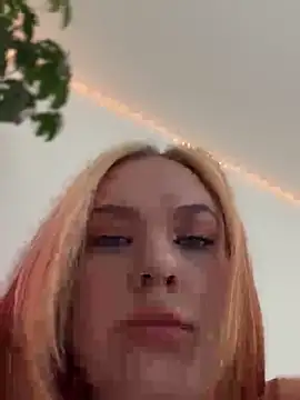 Snapshot of AnjaAmelia chatting on September 2025 09:53:02 AM AnjaAmelia online show from September 2025 09:53:02 AM