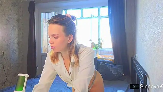 sinteas online show from September 2025 11:44:02 AM