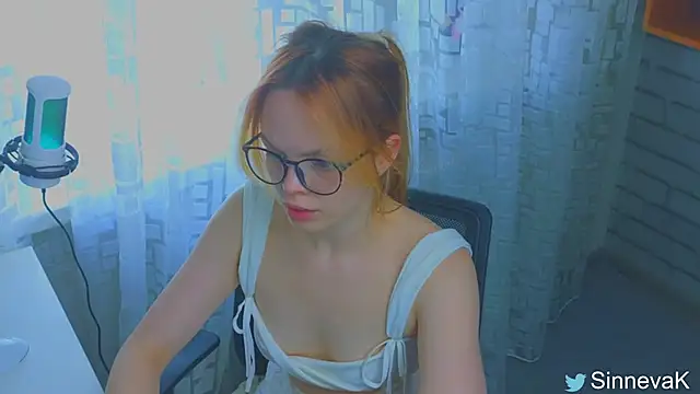 sinteas online show from February 2025 04:16:01 PM
