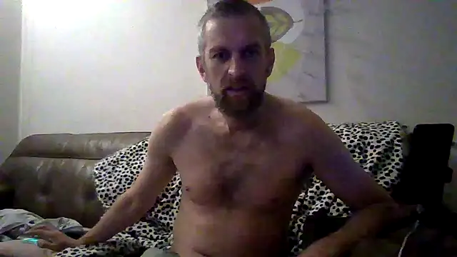 Snapshot of Matts1988 chatting on May 2026 11:14:01 PM Matts1988 online show from May 2026 11:14:01 PM