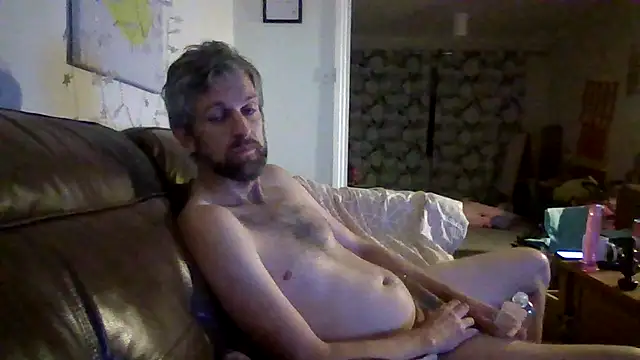 Snapshot of Matts1988 chatting on September 2025 03:38:02 AM Matts1988 online show from September 2025 03:38:02 AM