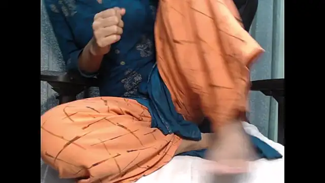 CuteRhea69 online show from April 2026 02:19:01 PM