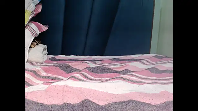 CuteRhea69 online show from December 2025 08:04:02 PM