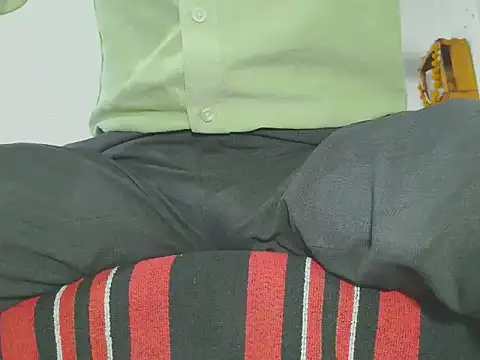 manan28 online show from November 2025 09:24:02 AM