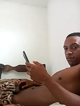 Pretinhoo25 online show from February 2026 02:51:01 PM