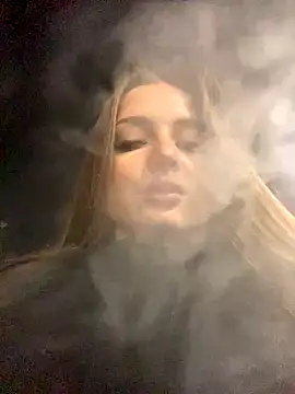 Snapshot of KrisMagnoly chatting on November 2025 05:02:02 PM KrisMagnoly online show from November 2025 05:02:02 PM