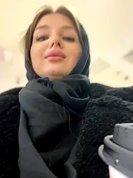 Snapshot of KrisMagnoly chatting on November 2025 05:49:02 PM KrisMagnoly online show from November 2025 05:49:02 PM