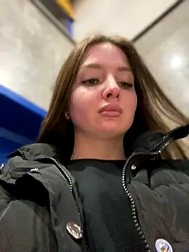 Snapshot of KrisMagnoly chatting on October 2025 02:27:01 PM KrisMagnoly online show from October 2025 02:27:01 PM