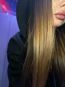 KrisMagnoly online show from February 2026 04:04:01 PM