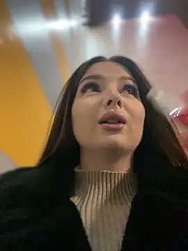 Snapshot of KrisMagnoly chatting on February 2025 04:27:01 PM KrisMagnoly online show from February 2025 04:27:01 PM