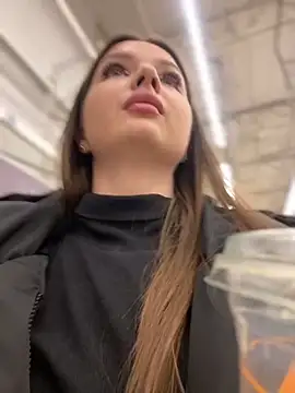 KrisMagnoly online show from January 2026 05:27:02 PM