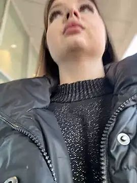 Snapshot of KrisMagnoly chatting on February 2025 01:49:02 PM KrisMagnoly online show from February 2025 01:49:02 PM