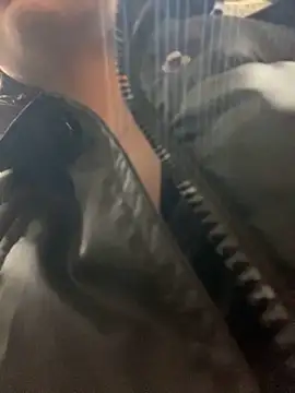 Snapshot of KrisMagnoly chatting on February 2025 06:05:02 PM KrisMagnoly online show from February 2025 06:05:02 PM