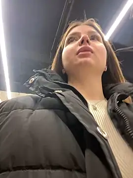 Snapshot of KrisMagnoly chatting on September 2025 05:30:01 PM KrisMagnoly online show from September 2025 05:30:01 PM